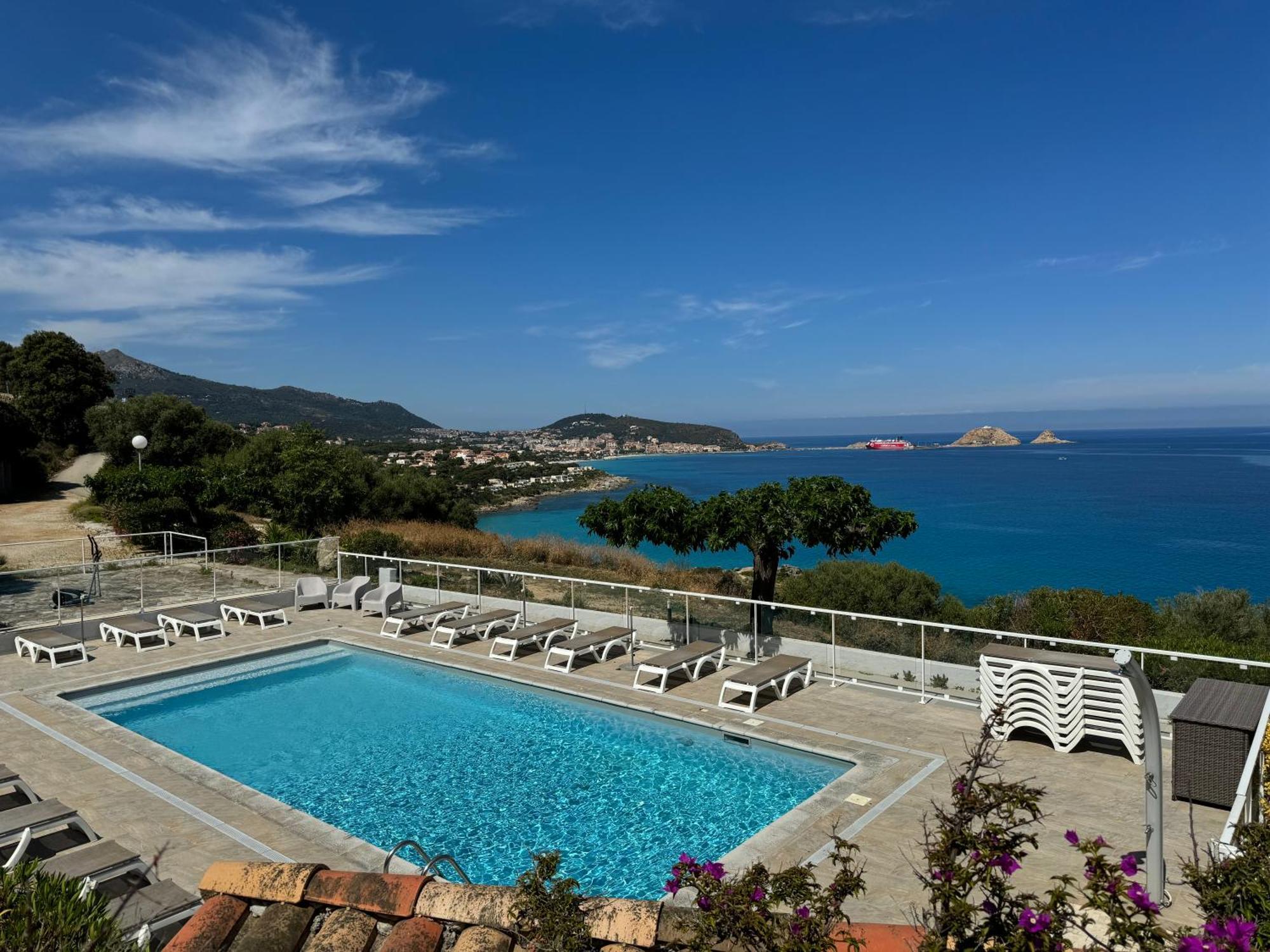 Residence Marine De Palumbare LʼÎle-Rousse Екстериор снимка